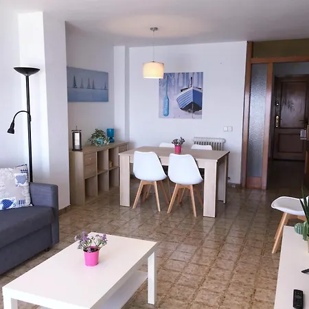 Apartamento Sobre La Playa Con Parking *